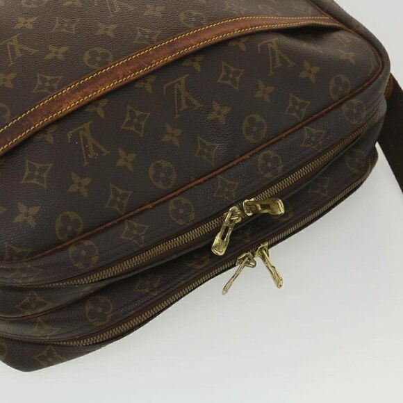 LOUIS VUITTON Monogram Reporter GM Shoulder Bag - Picture 6 of 15